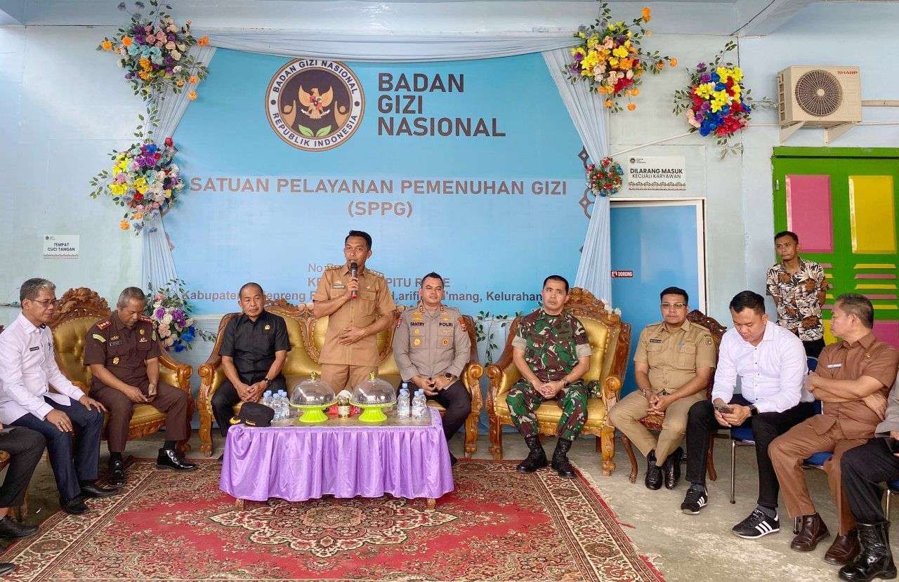 Bupati Sidrap Resmikan Program Makan Bergizi Gratis, Targetkan 15 Titik SPPG Beroperasi